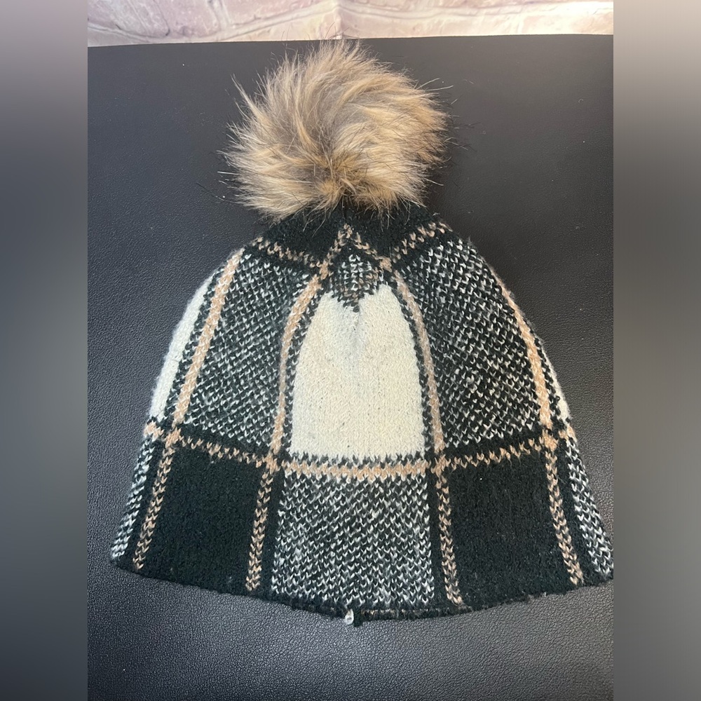 Christian Siriano Winter Hat EUC